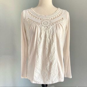 Xhilaration Cream Lace Bohemian Long Sleeve Tee